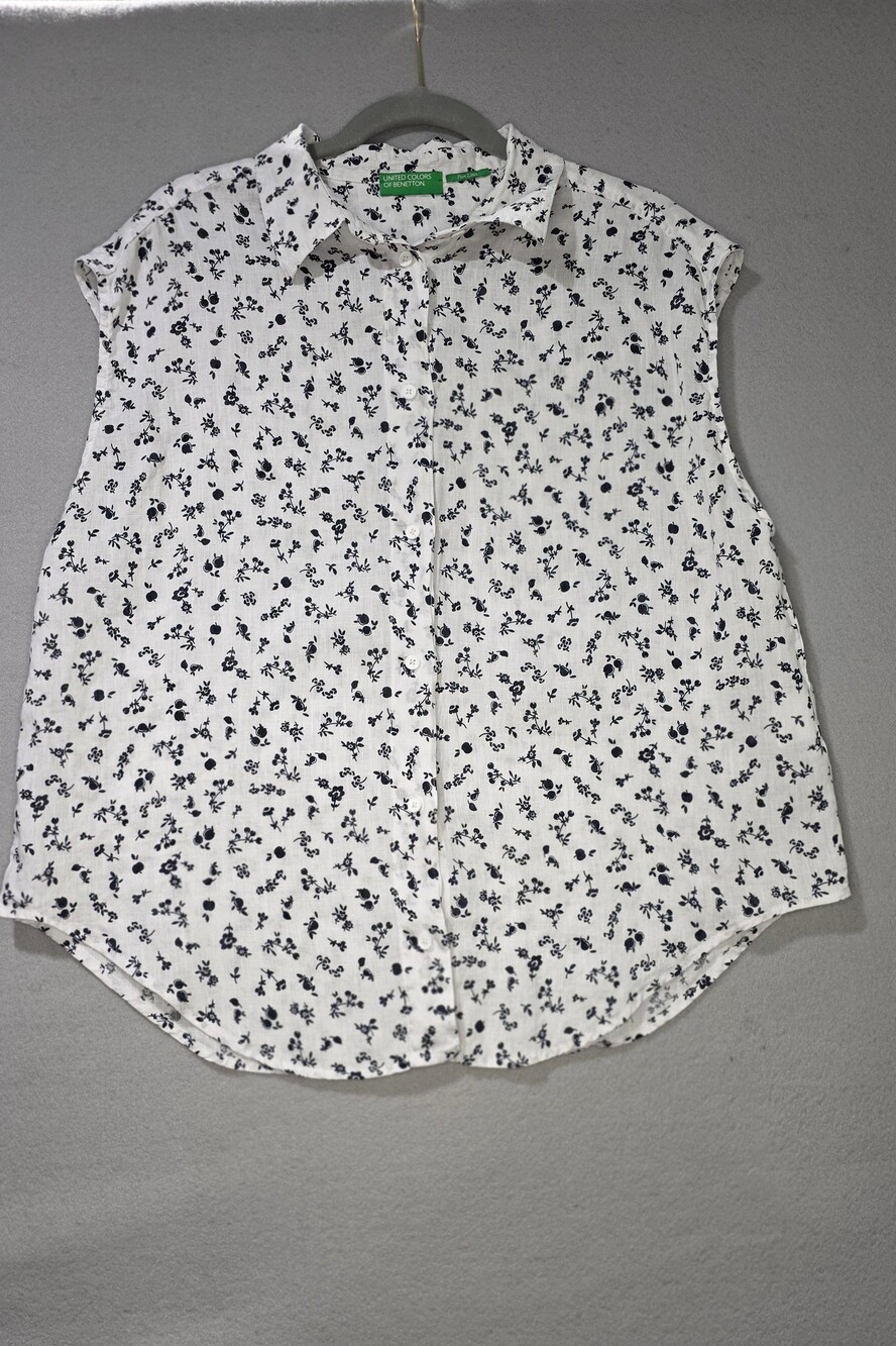 United Colors of Benetton Pure Linen Floral Print Sleeveless Button Up Shirt - S